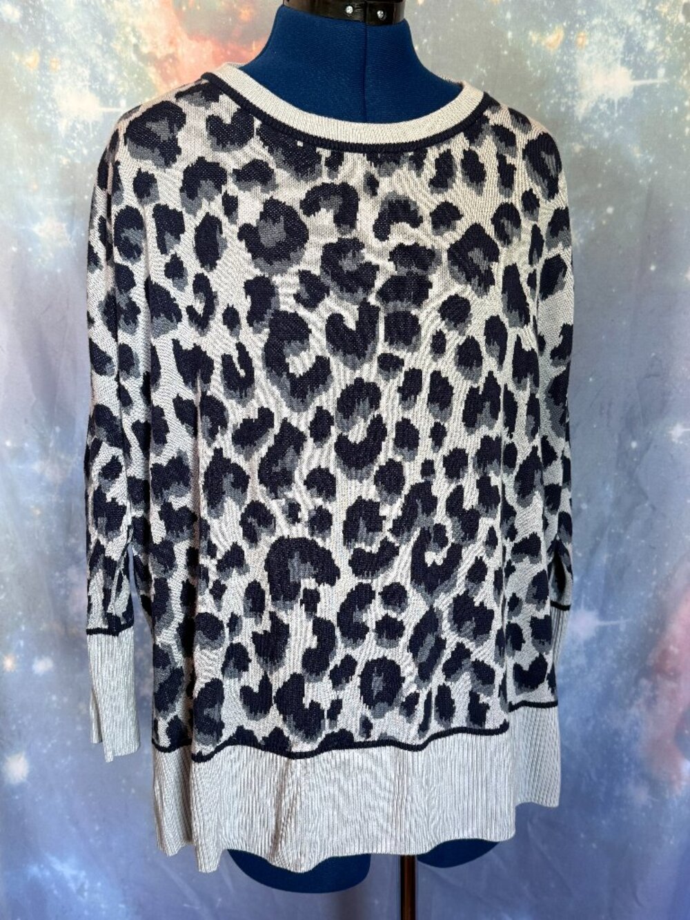 ✨ Wonderly Women's XL Leopard Print Crewneck Knit Sweater